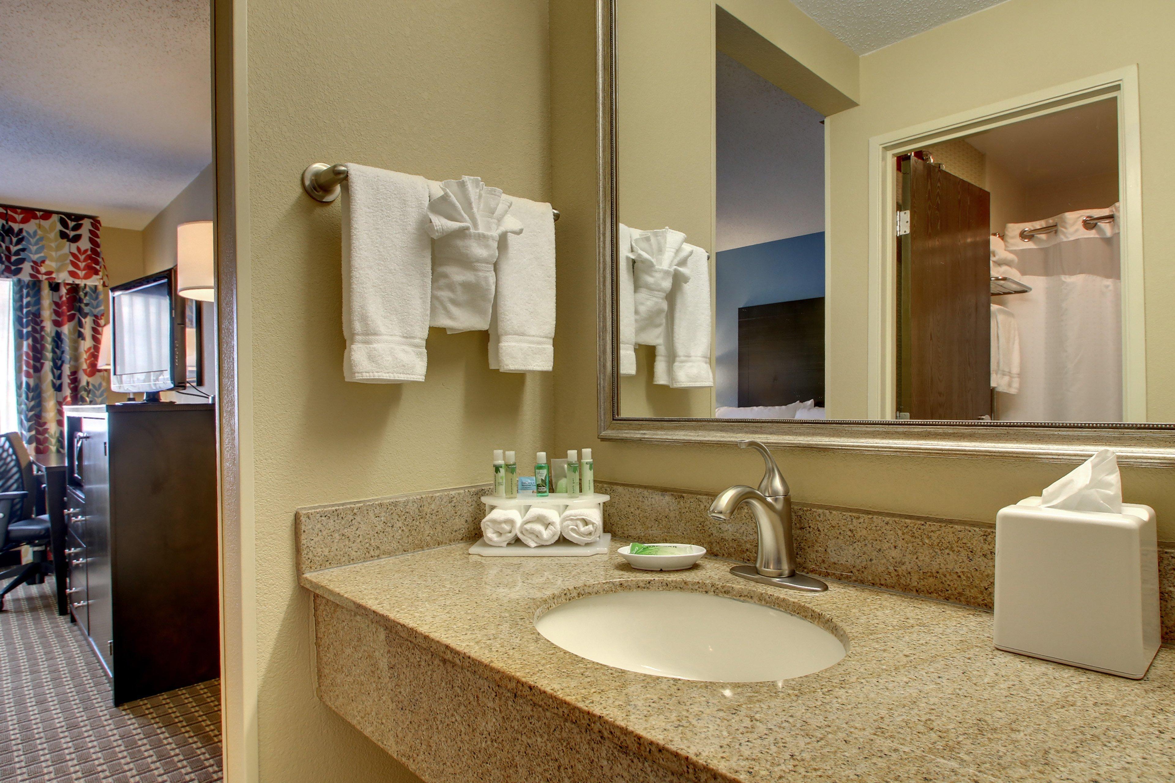 Holiday Inn Express Hotel Fort Campbell-Oak Grove By Ihg Buitenkant foto